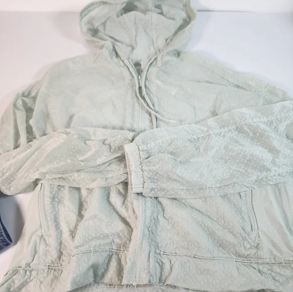 Lululemon Find your Flock Jacket 2 - Picture 8 of 16